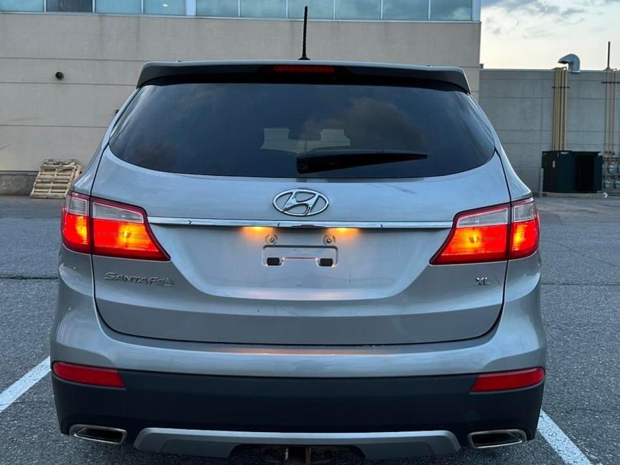 2015 Hyundai Santa Fe XL 7 seats - Photo #10