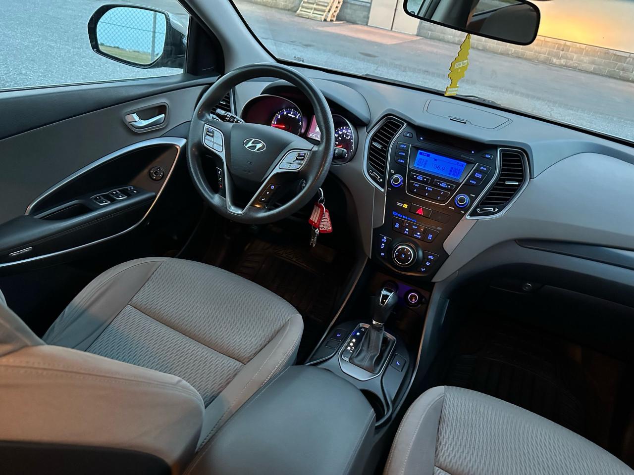 2015 Hyundai Santa Fe XL 7 seats - Photo #15