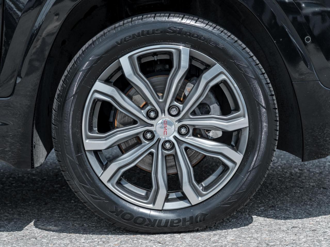 2018 GMC Terrain Denali Photo3