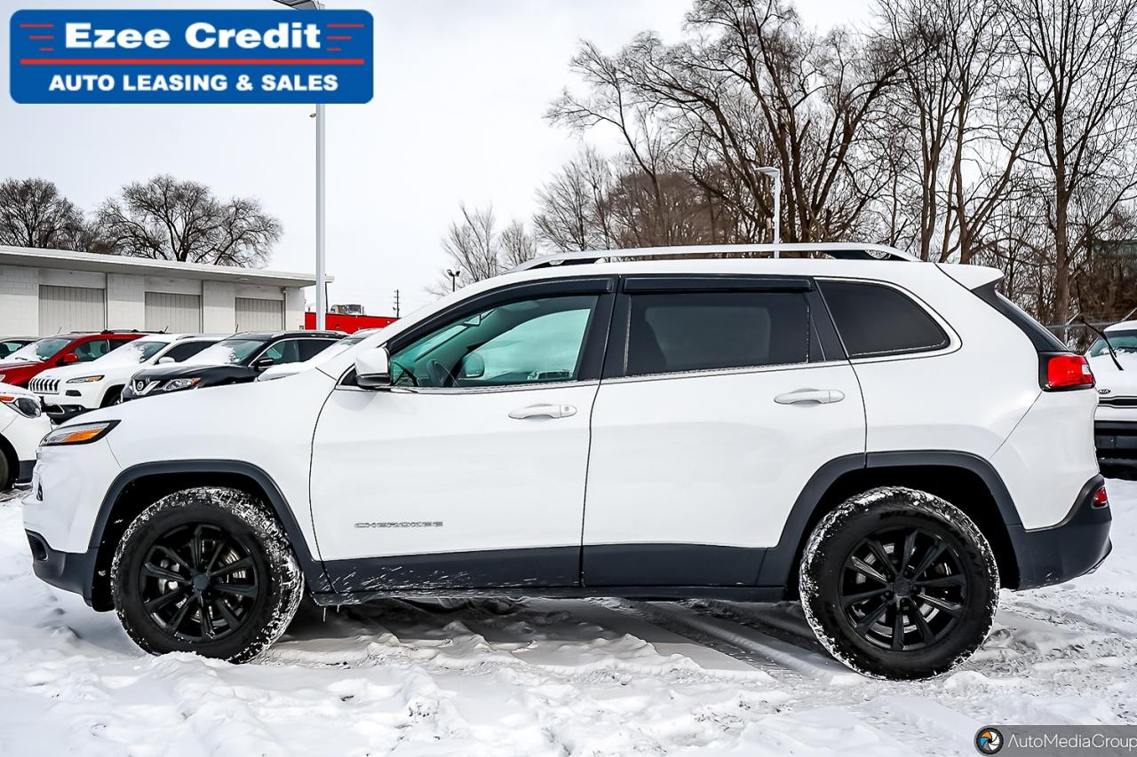 2015 Jeep Cherokee North Photo9