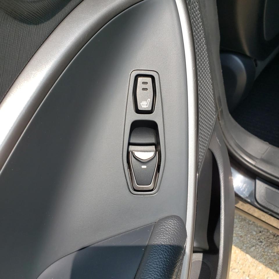 2018 Hyundai Santa Fe Sport SE AWD Accident Free Heated Seats - Photo #9