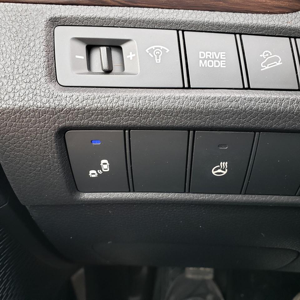 2018 Hyundai Santa Fe Sport SE AWD Accident Free Heated Seats - Photo #10
