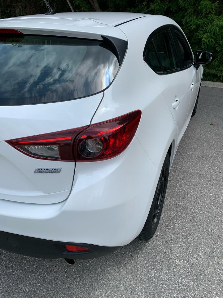 2015 Mazda MAZDA3 GS SPORT HB-ONLY 59,053KMS!! 1 LOCAL FEMALE OWNER! - Photo #24