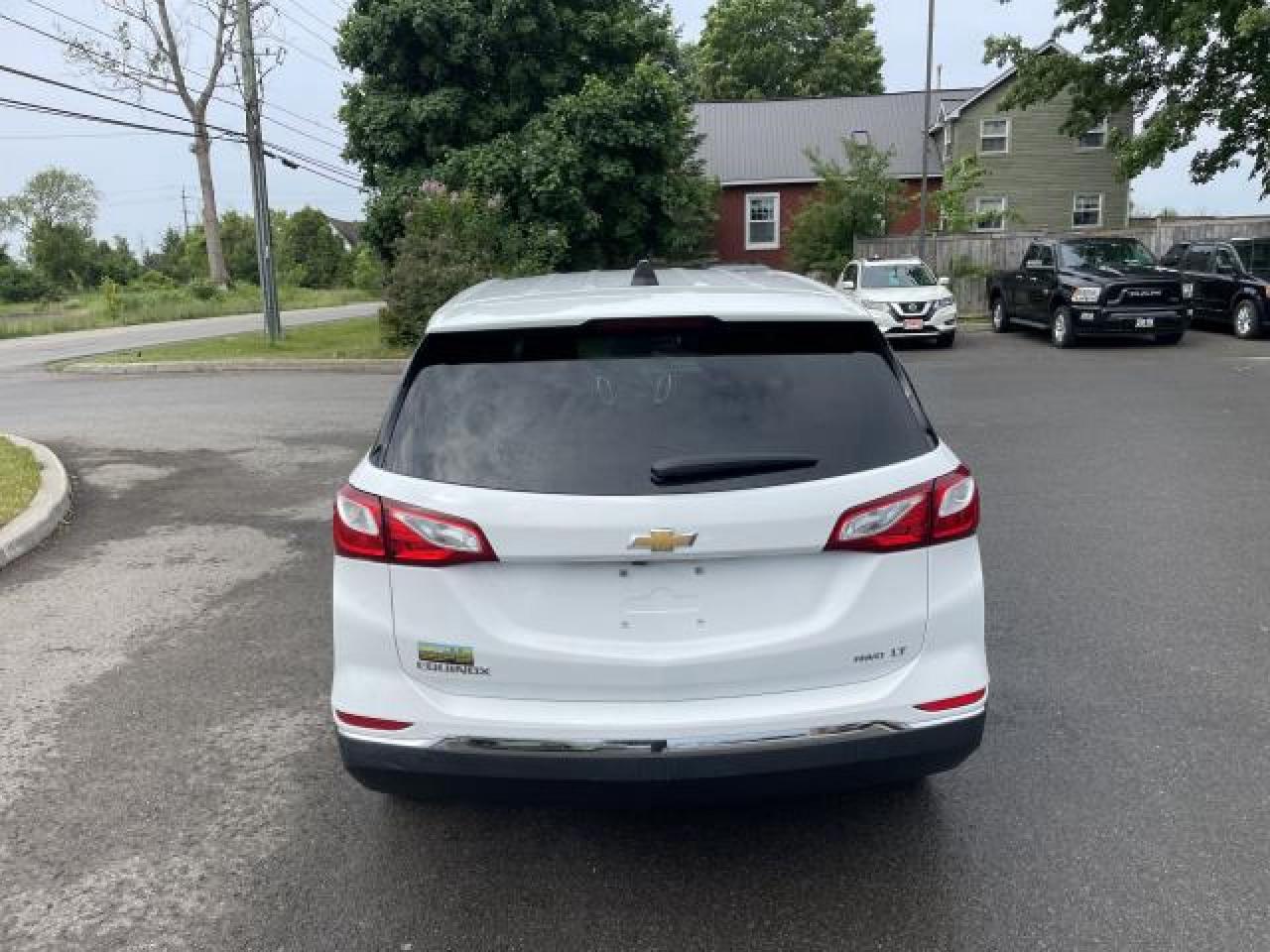 2020 Chevrolet Equinox LT AWD Photo3