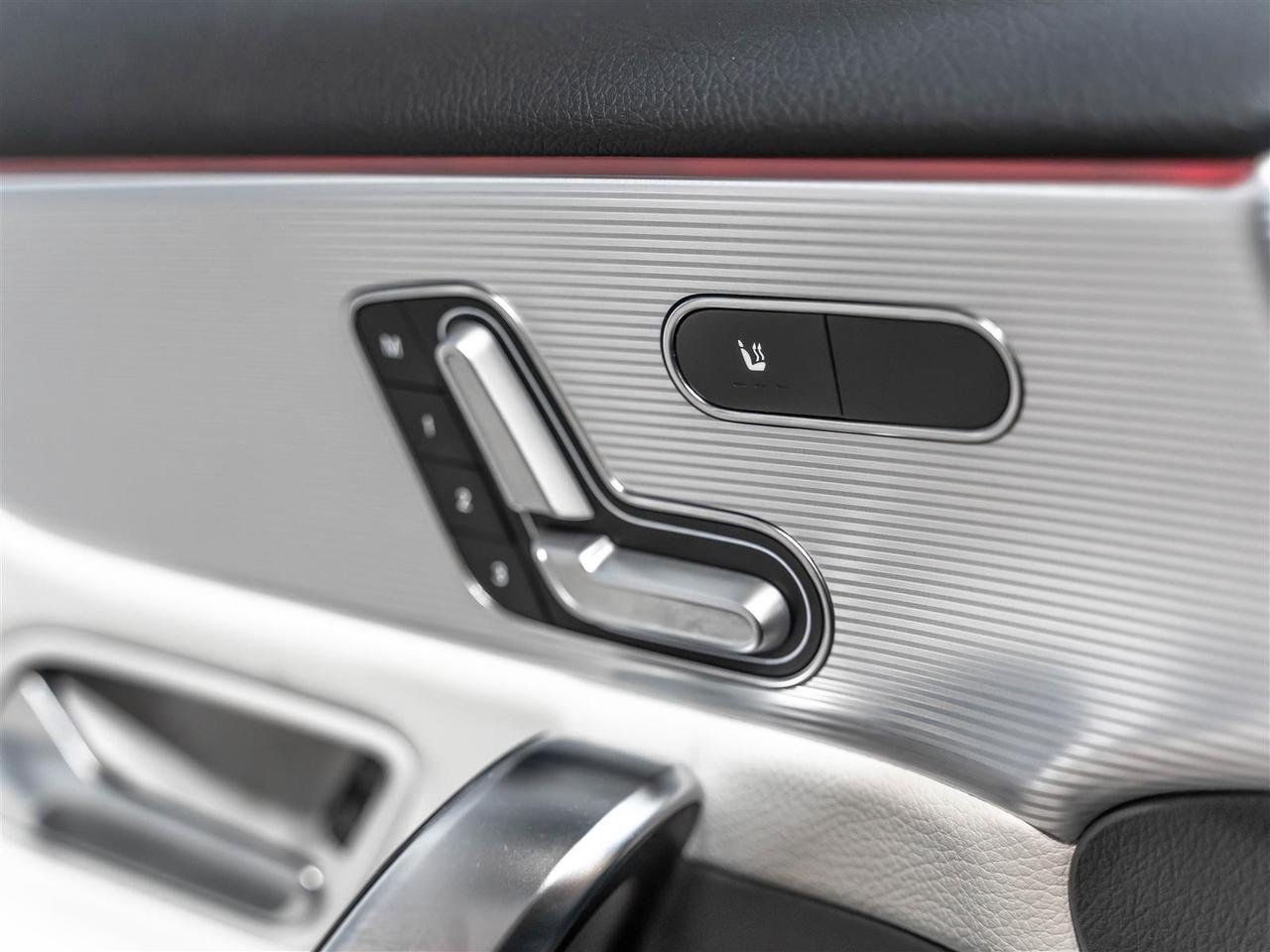 2019 Mercedes-Benz A250 A 250|AMG PKG|HATCHBACK|NIGHT PKG|NAVI|BLINDSPOT|REARCAM|LOADED Photo