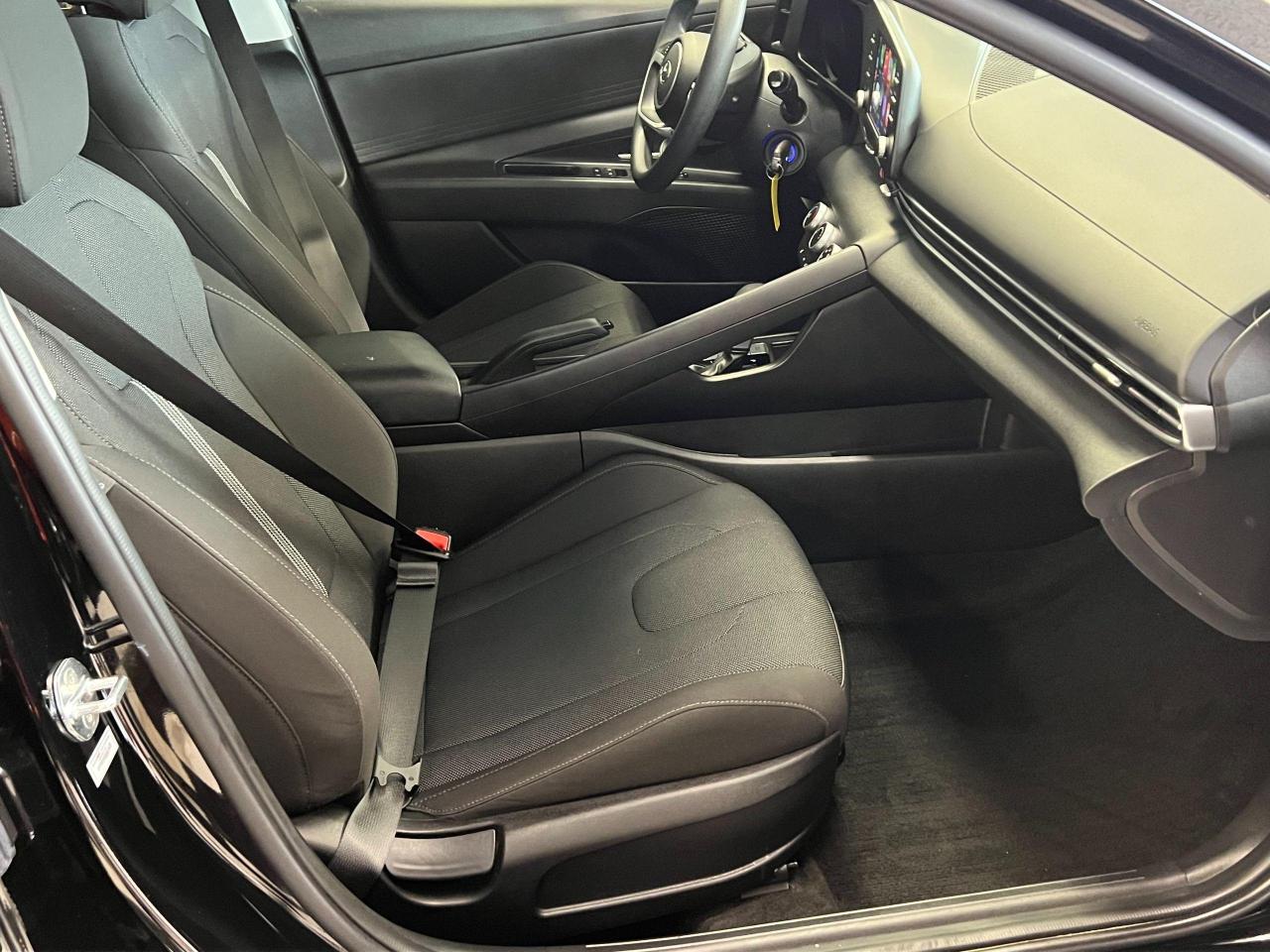 2021 Hyundai Elantra ESSENTIAL+LANEKEEP+APPLEPLAY+RMTStart+CLEAN CARFAX - Photo #22