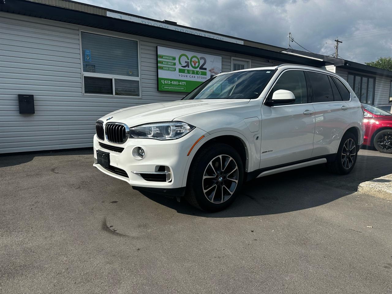 2017 BMW X5 xDrive40e - Photo #2