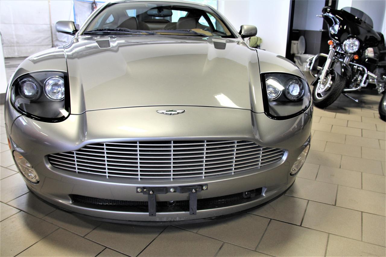 2002 Aston Martin V12 Vanquish JAMES BOND'S V12 DRIVER WITH ONLY 27,007KM'S! - Photo #1