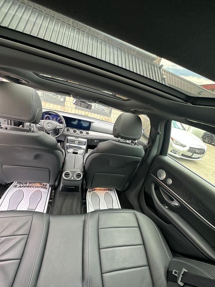 2017 Mercedes-Benz E-Class  Photo