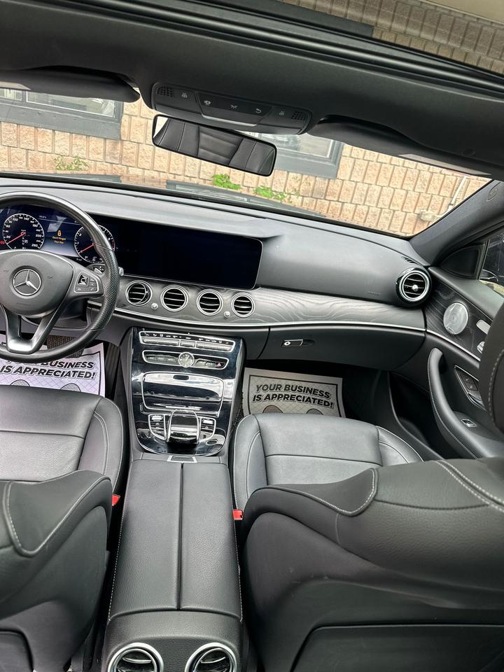 2017 Mercedes-Benz E-Class  Photo