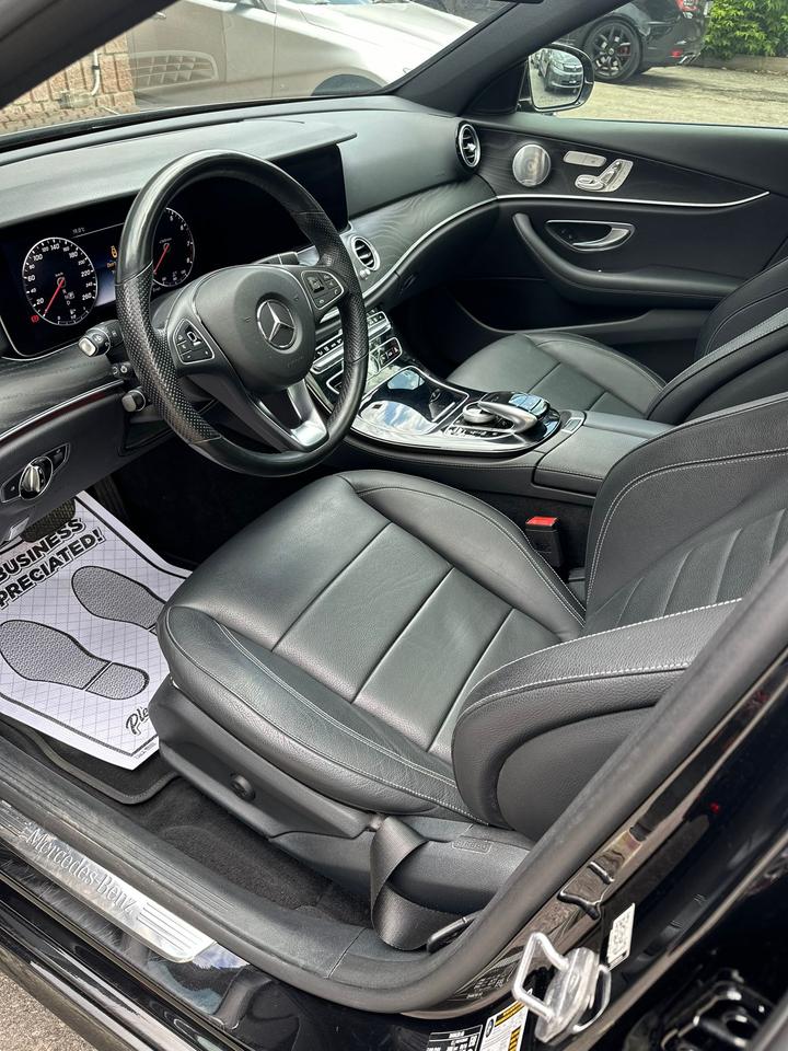 2017 Mercedes-Benz E-Class  Photo