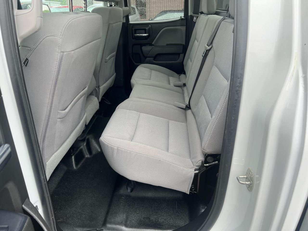 2019 Chevrolet Silverado 1500 WT DOUBLE CAB 4X4 **5.3L V8** - Photo #16
