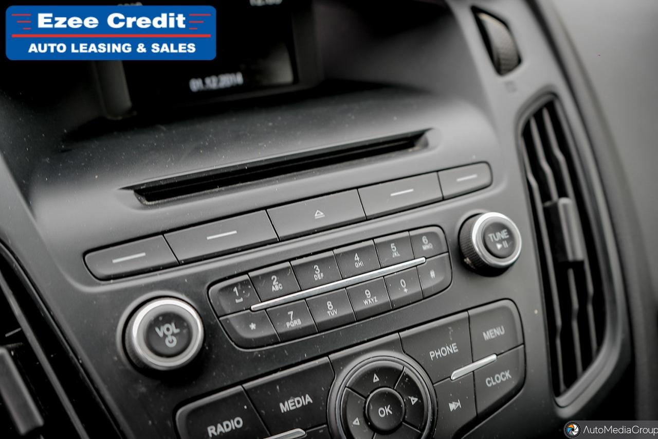 2015 Ford Focus SE Photo