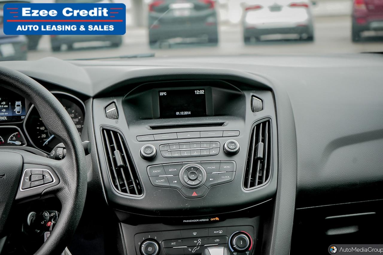 2015 Ford Focus SE Photo