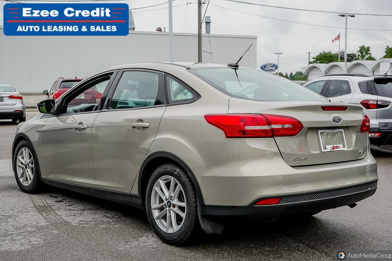 2015 Ford Focus SE Photo