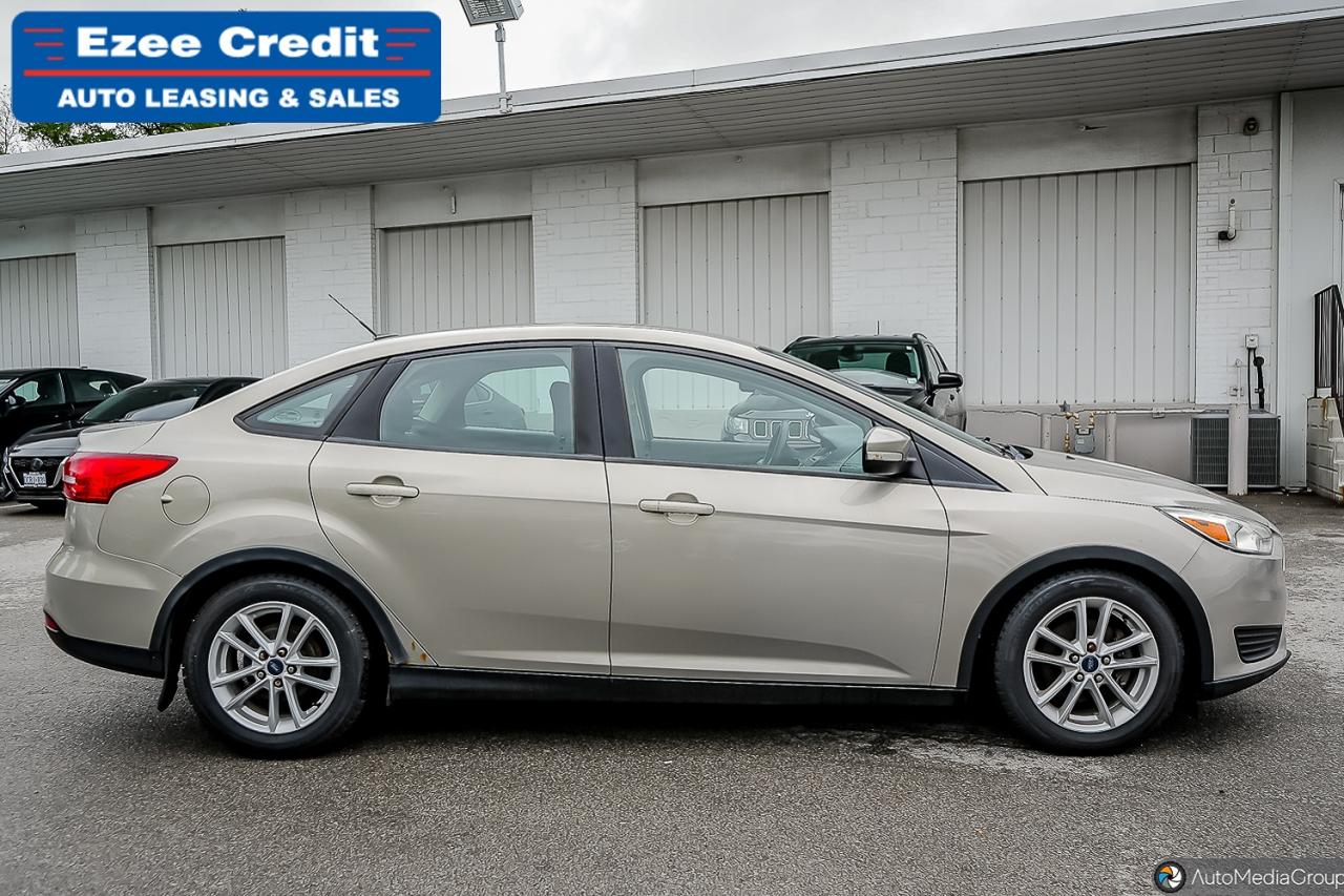 2015 Ford Focus SE Photo