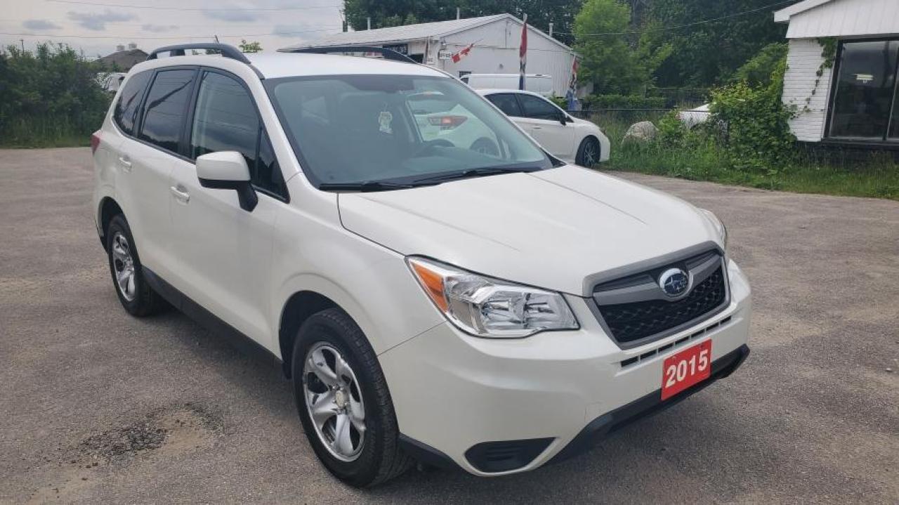 2015 Subaru Forester 2.5i - Photo #1
