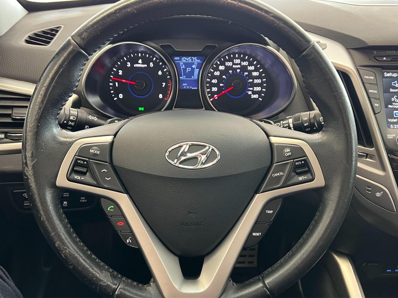 2013 Hyundai Veloster W/Tech+GPS+Pano Roof+Heated Seats+Leather+Sensors - Photo #9