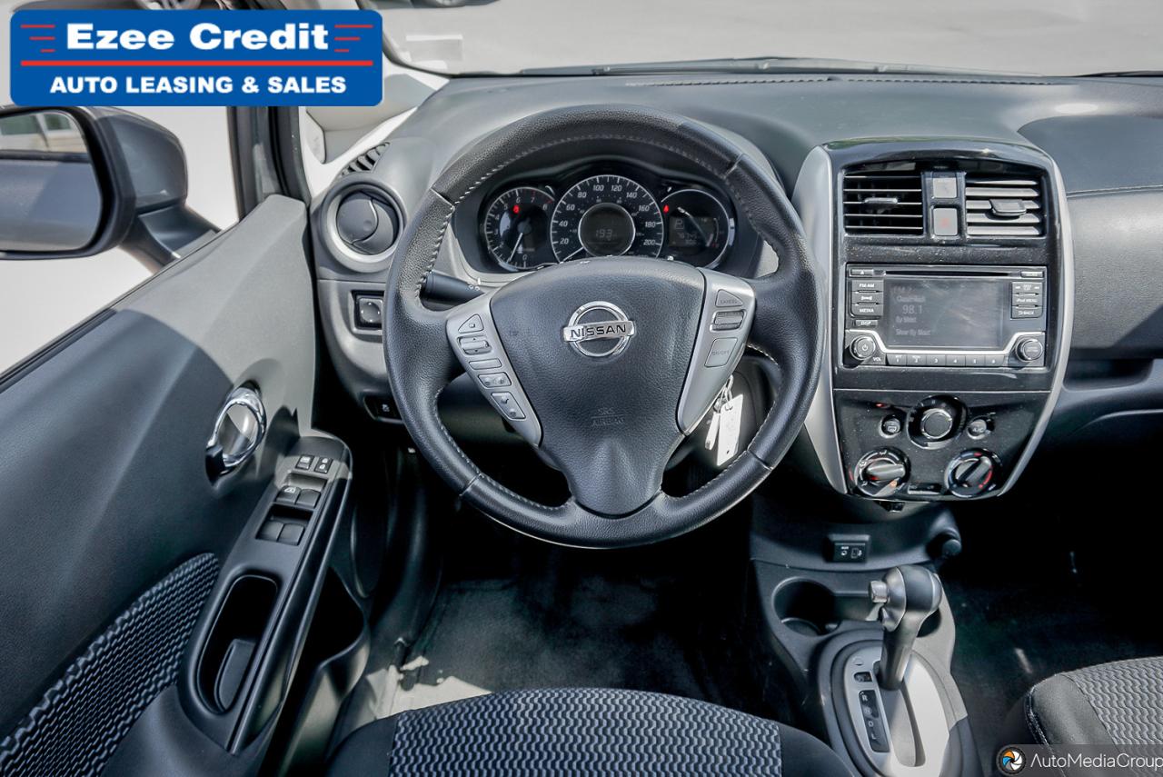 2018 Nissan Versa Note SV Photo16