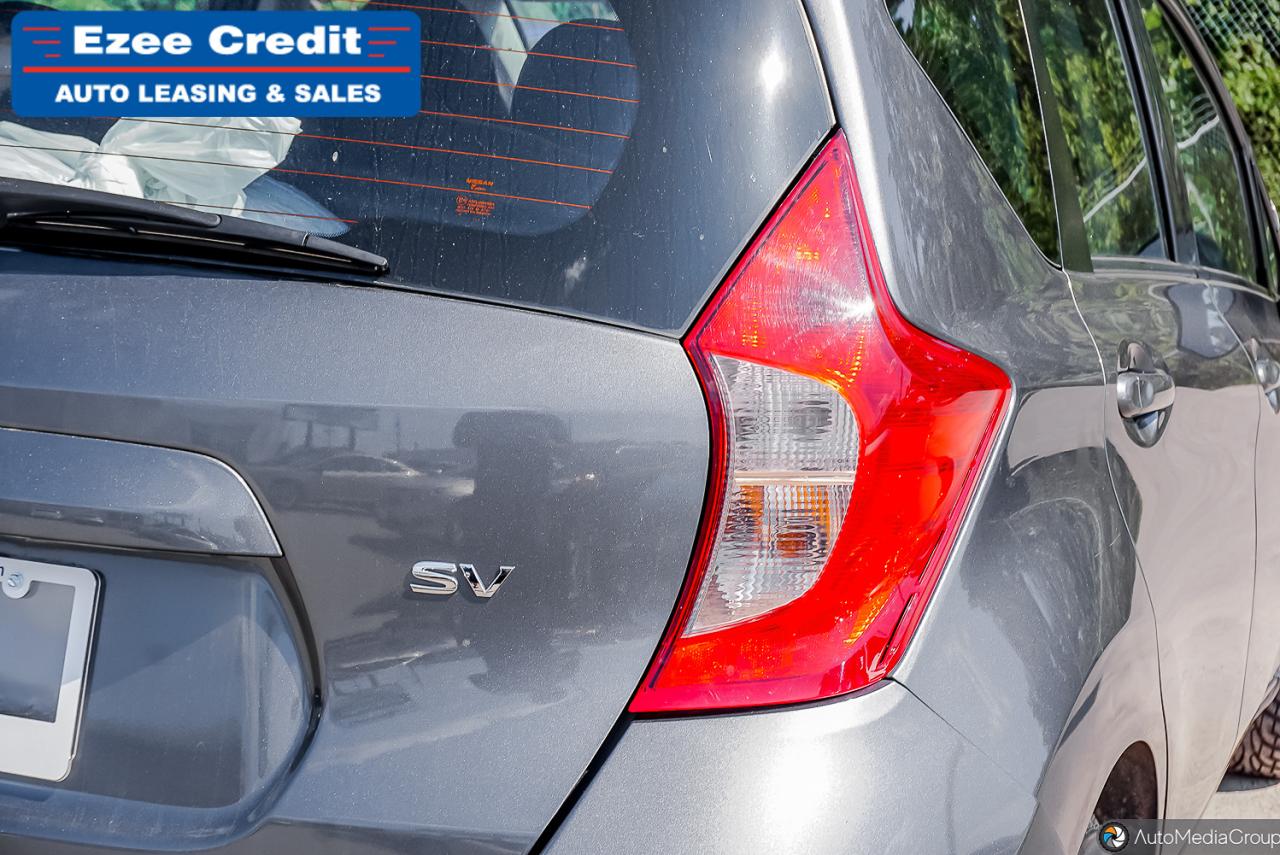2018 Nissan Versa Note SV Photo5