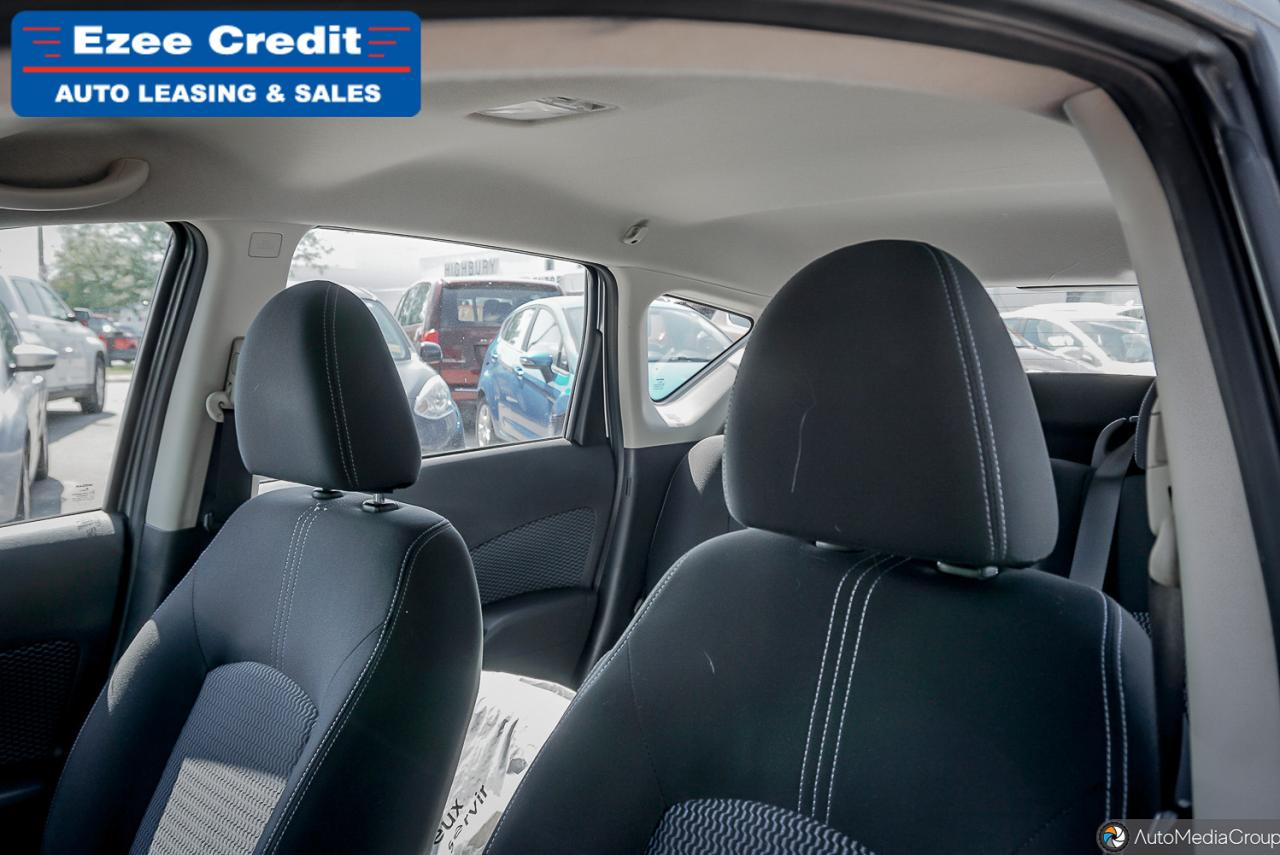 2018 Nissan Versa Note SV Photo13