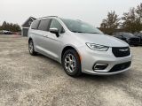 2023 Chrysler Pacifica Limited AWD Photo24