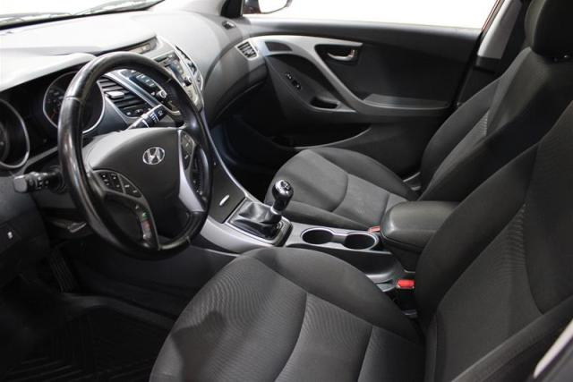 2016 Hyundai Elantra Sedan GLS - MT