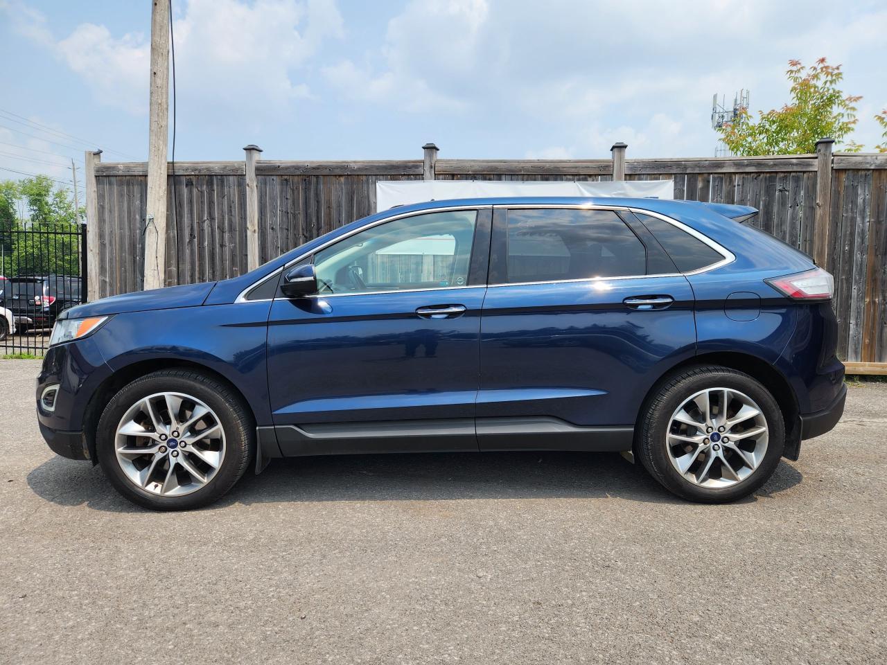 2017 Ford Edge Titanium - Photo #2