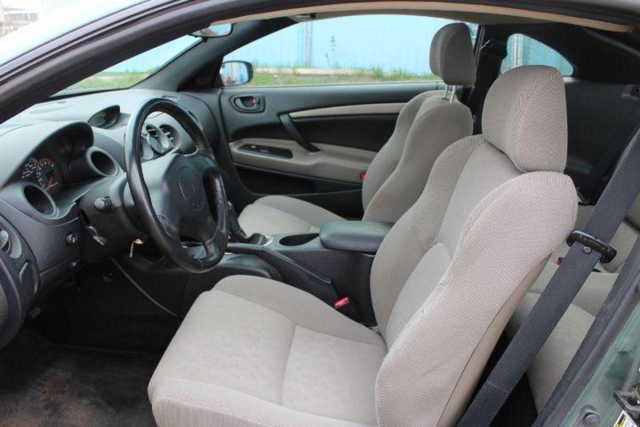 2004 Mitsubishi Eclipse  Photo4