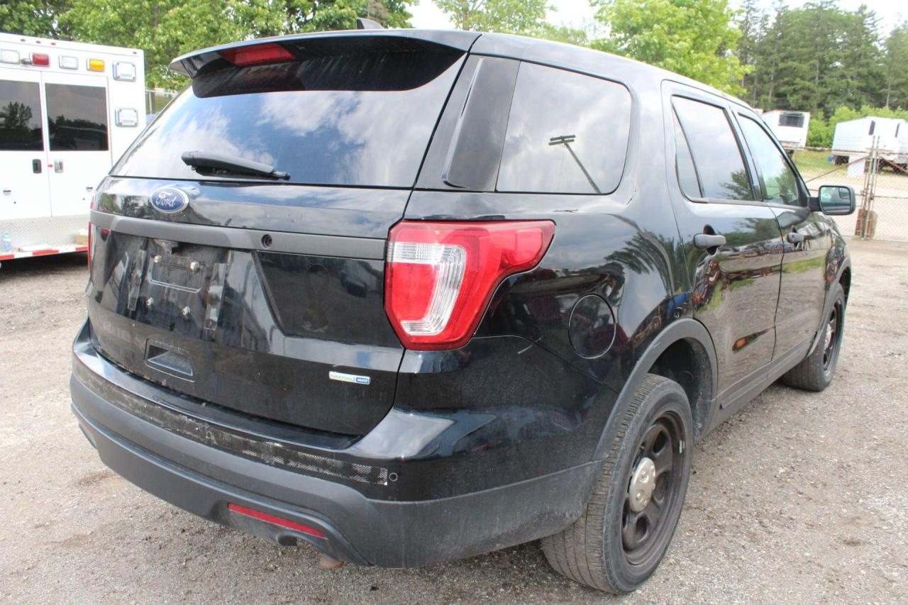 2016 Ford Police Interceptor Utility  Photo2