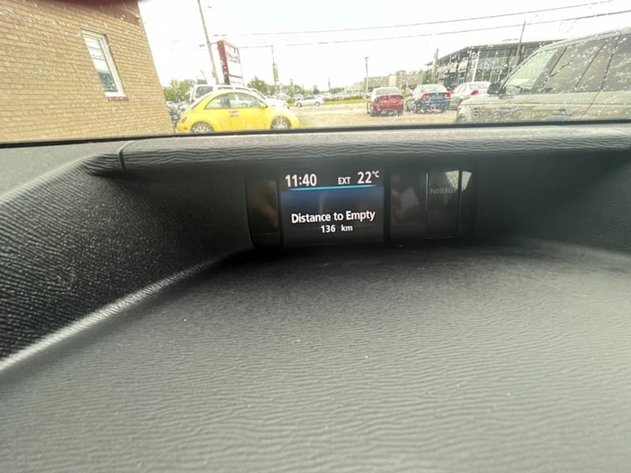 2011 Toyota Sienna 5dr 7-Pass Van V6 LE AWD with Safety and Warranty, Financing available Photo