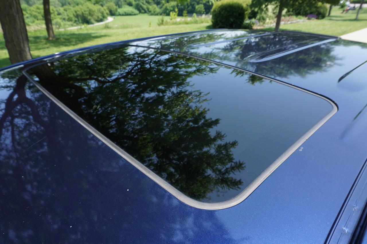 2007 Toyota Tundra LIMITED CREWMAX / GORGEOUS COLOUR / SPRAY IN LINER - Photo #7