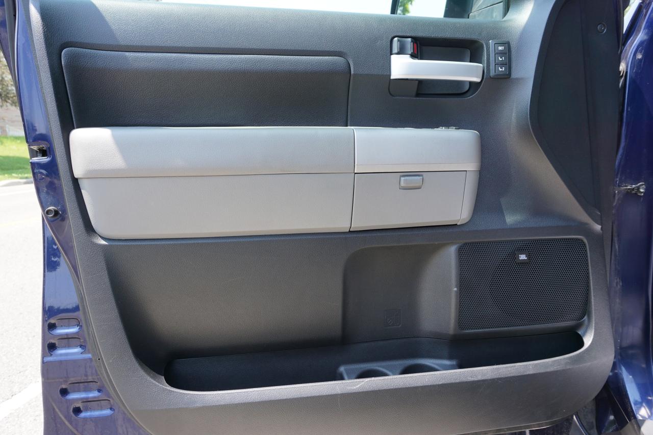 2007 Toyota Tundra LIMITED CREWMAX / GORGEOUS COLOUR / SPRAY IN LINER - Photo #10