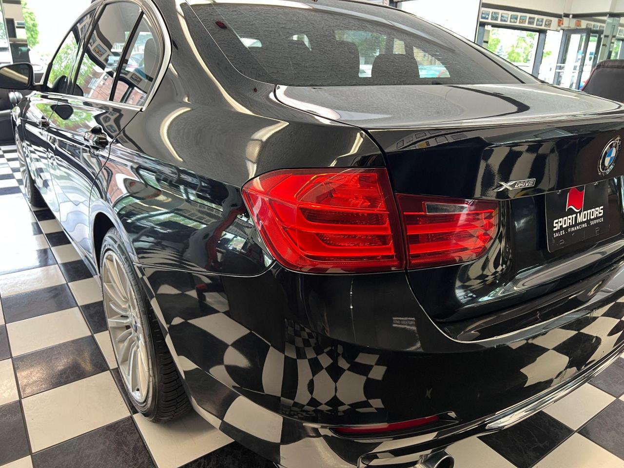 2015 BMW 3 Series 320i Xdrive+New Tires+Roof+Leather+CLEAN CARFAX Photo106