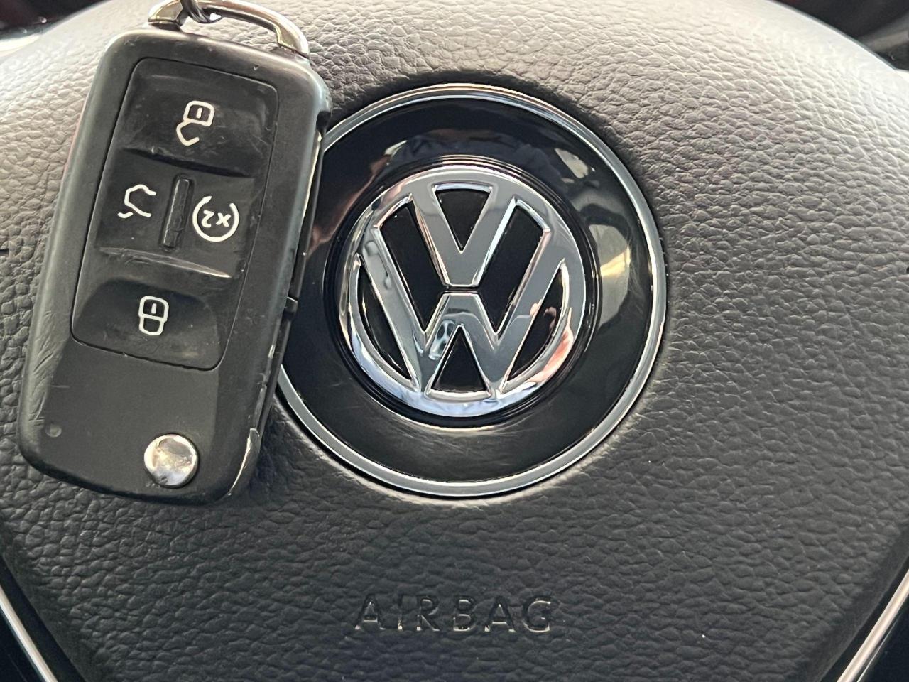 2020 Volkswagen Passat COMFORTLINE+LEDs+APPLEPLAY+CAMERA+CLEAN CARFAX - Photo #16
