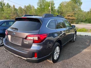 2015 Subaru Outback 2.5i w/Touring & Tech Pkg - Photo #2