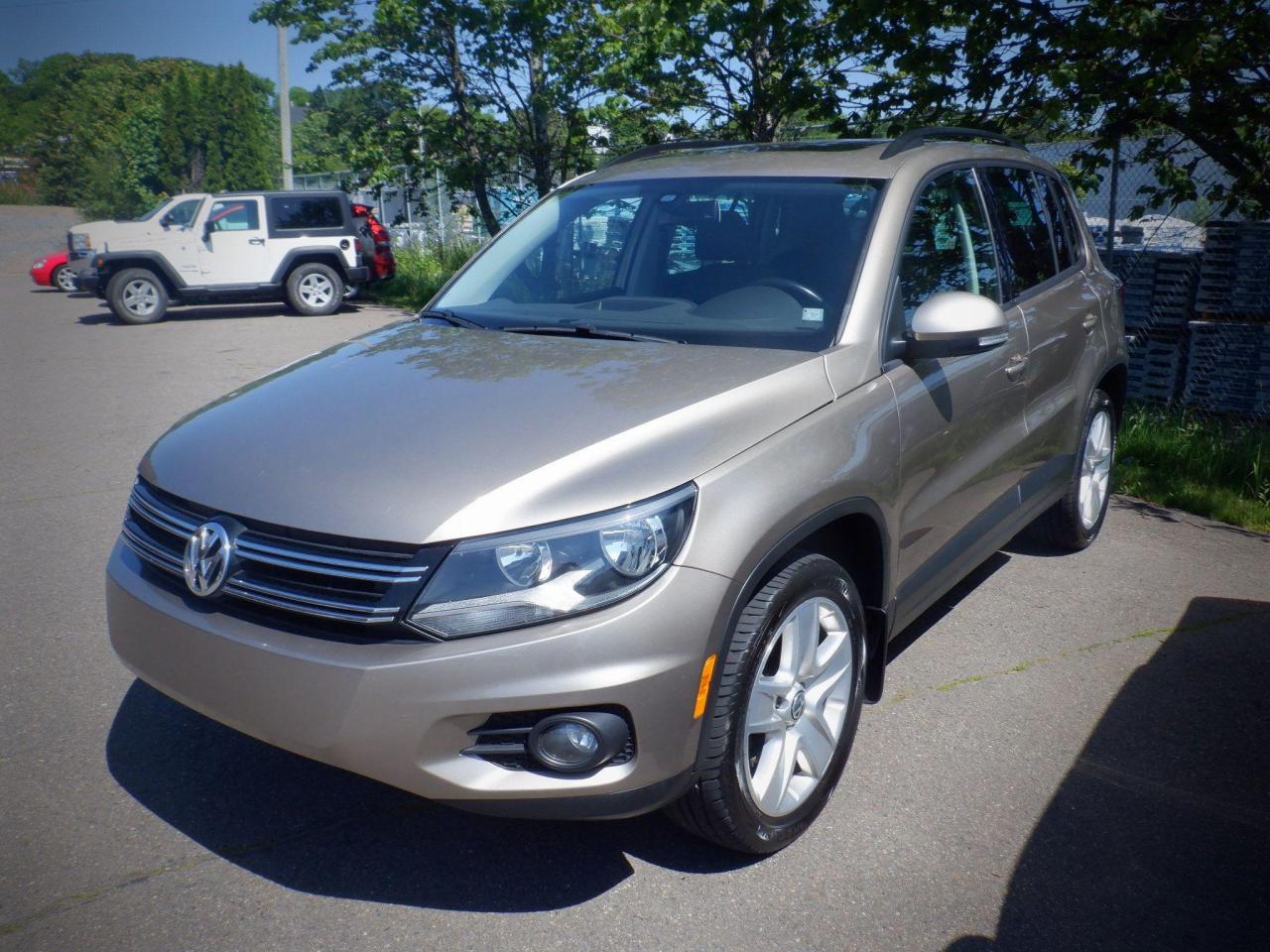 2016 Volkswagen Tiguan COMFORTLINE - Photo #1