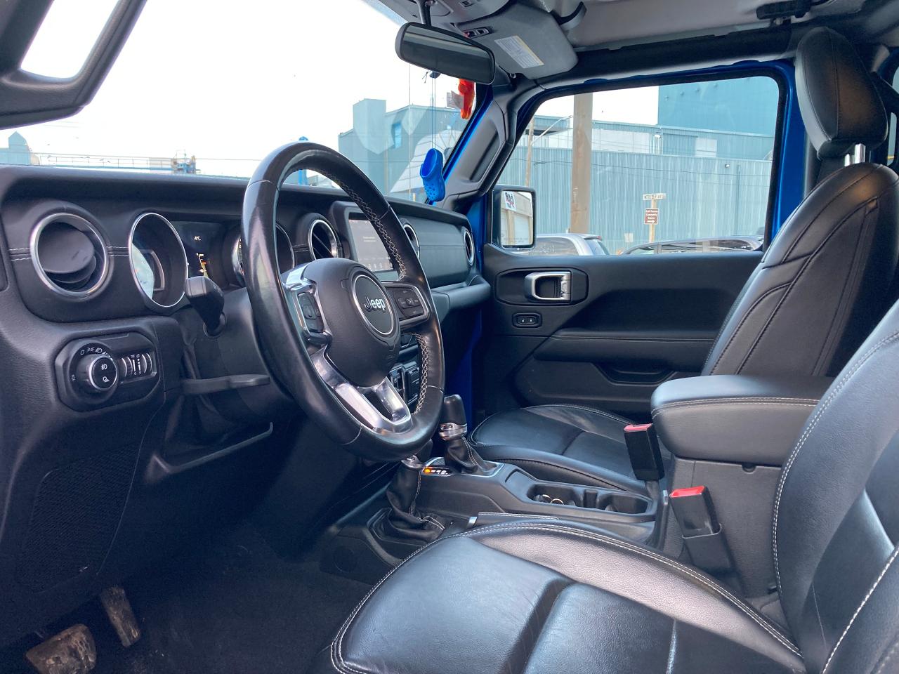 2020 Jeep Gladiator Overland - Photo #8