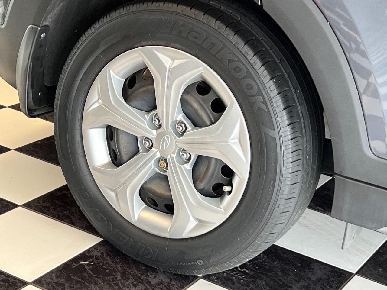2019 Hyundai Tucson Essential+ApplePlay+Camera+HeatedSeats+CLEANCARFAX - Photo #50
