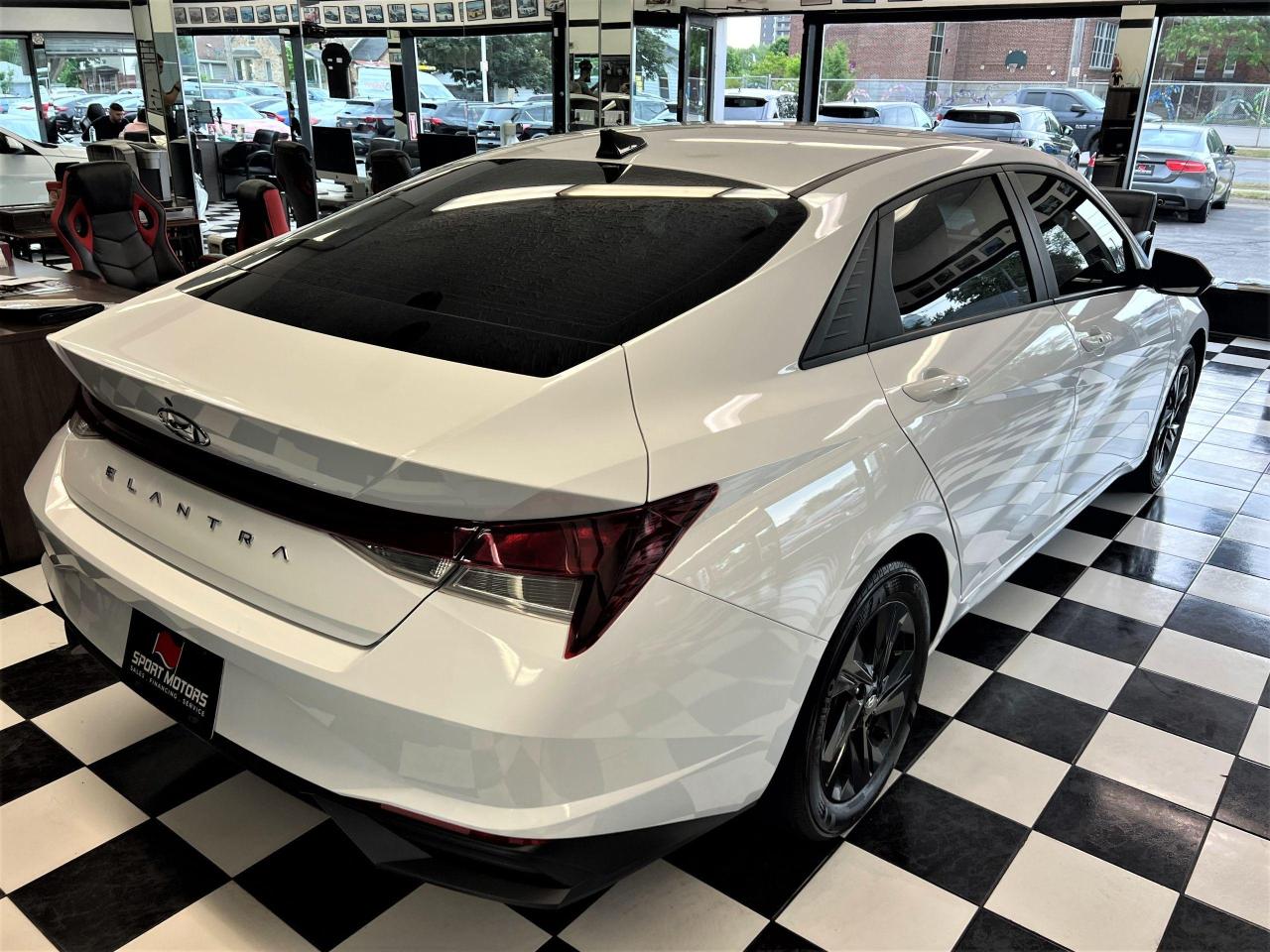 2021 Hyundai Elantra Preferred+ApplePlay+LaneKeep+Tinted+CLEAN CARFAX Photo4