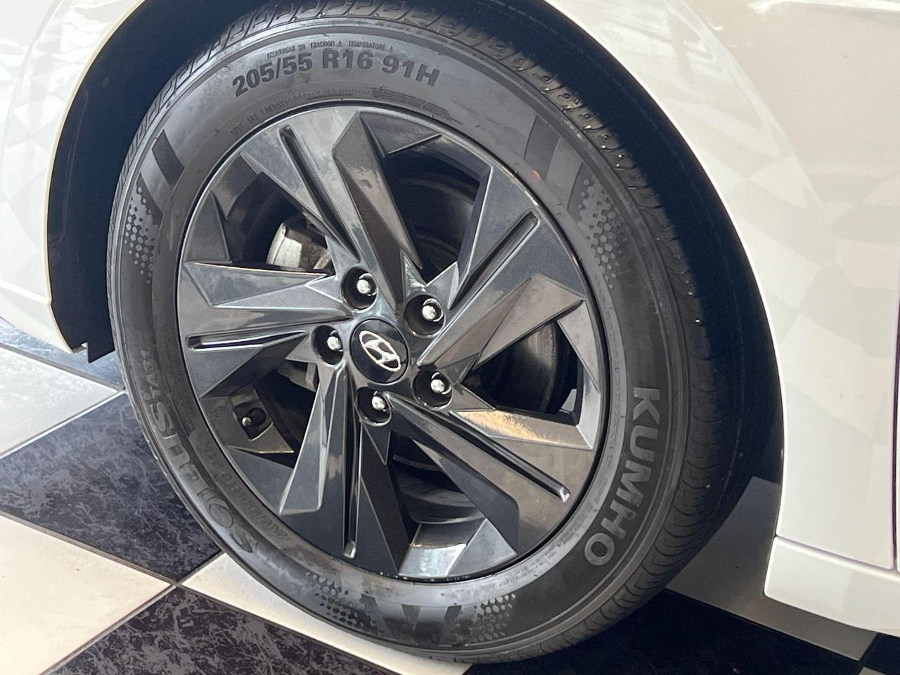 2021 Hyundai Elantra Preferred+ApplePlay+LaneKeep+Tinted+CLEAN CARFAX Photo113