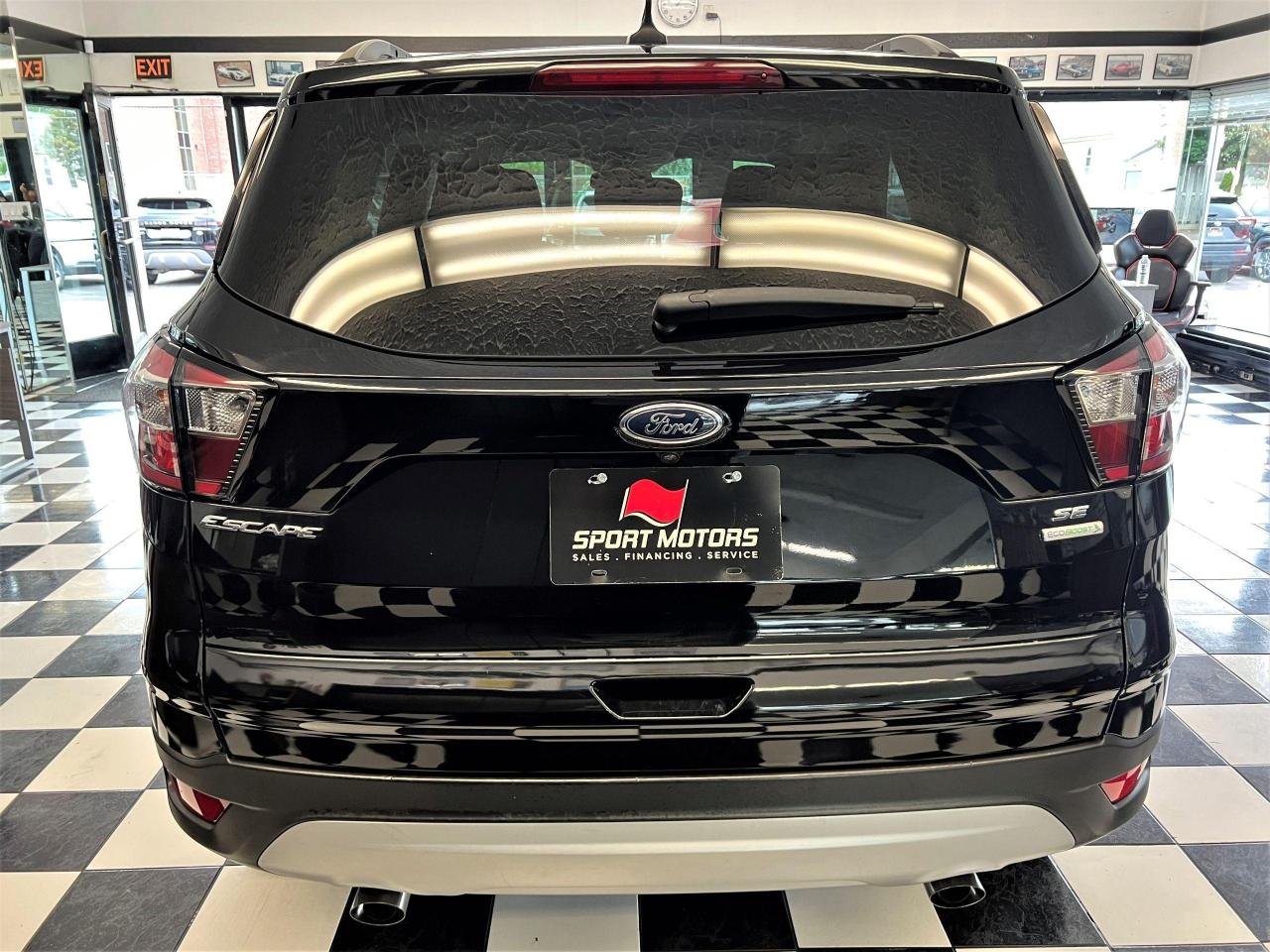 2018 Ford Escape SE+New Tires & Rims+Camera+GPS+CLEAN CARFAX - Photo #3