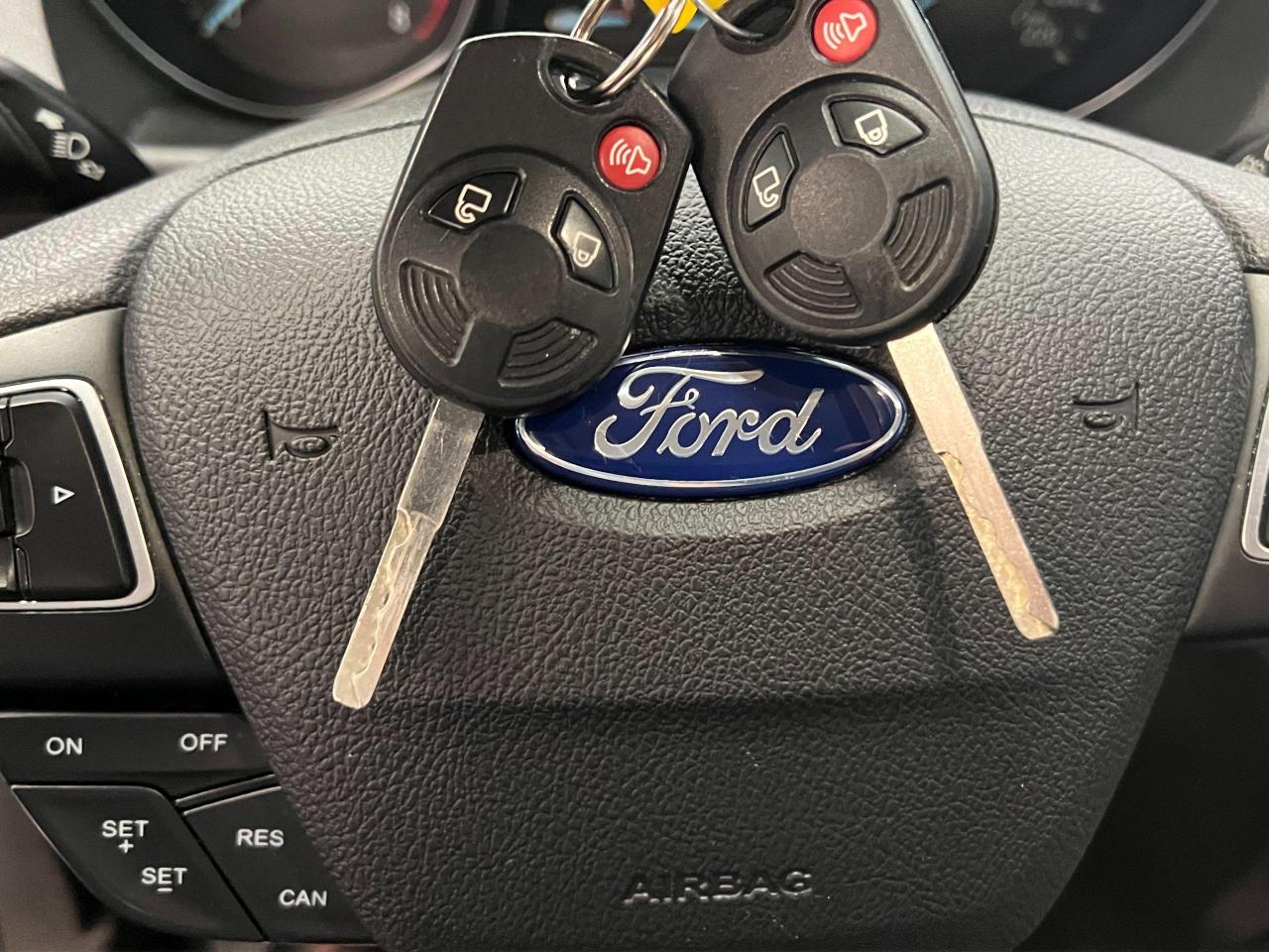 2018 Ford Escape SE+New Tires & Rims+Camera+GPS+CLEAN CARFAX Photo84