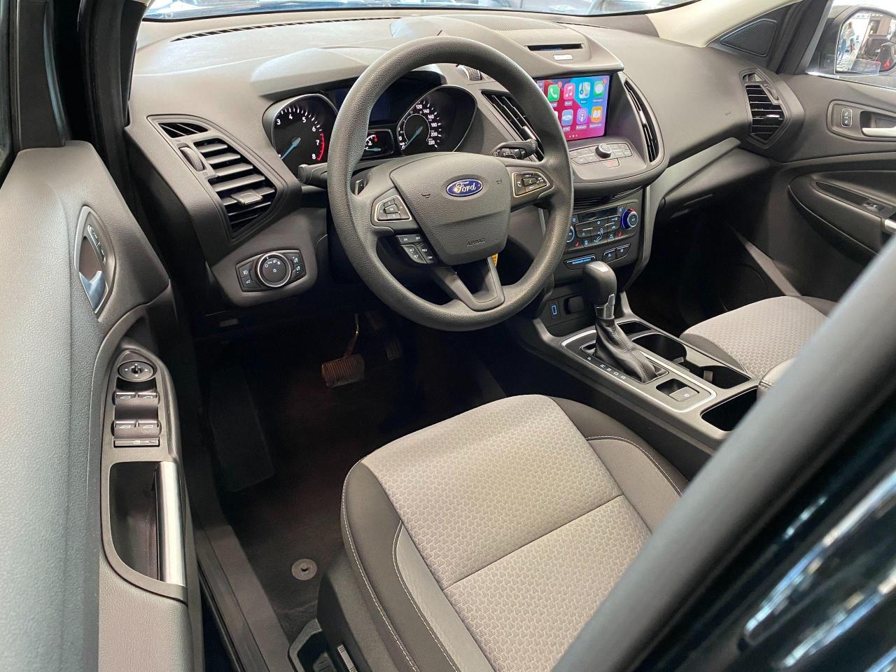 2018 Ford Escape SE+New Tires & Rims+Camera+GPS+CLEAN CARFAX Photo18