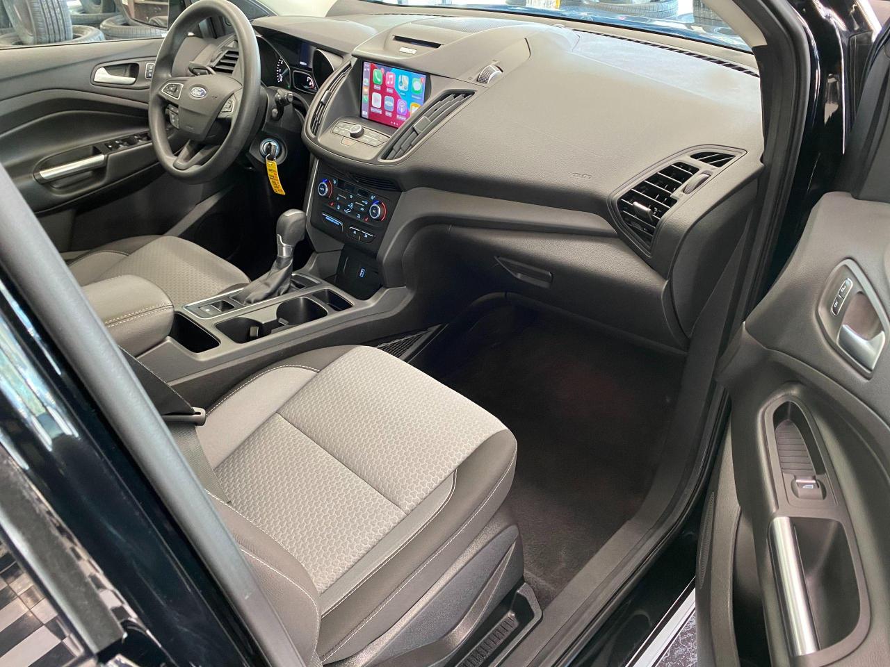 2018 Ford Escape SE+New Tires & Rims+Camera+GPS+CLEAN CARFAX Photo89