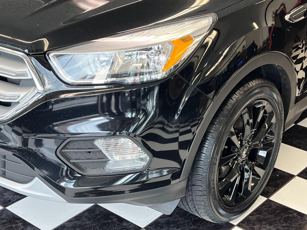 2018 Ford Escape SE+New Tires & Rims+Camera+GPS+CLEAN CARFAX Photo109