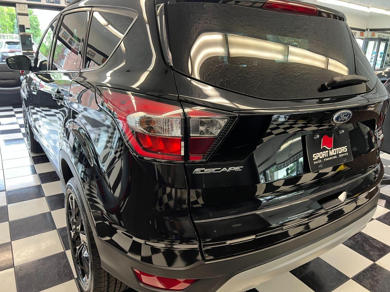 2018 Ford Escape SE+New Tires & Rims+Camera+GPS+CLEAN CARFAX - Photo #42