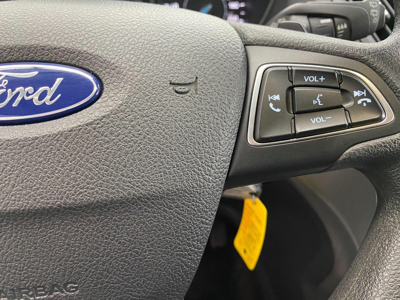 2018 Ford Escape SE+New Tires & Rims+Camera+GPS+CLEAN CARFAX - Photo #52