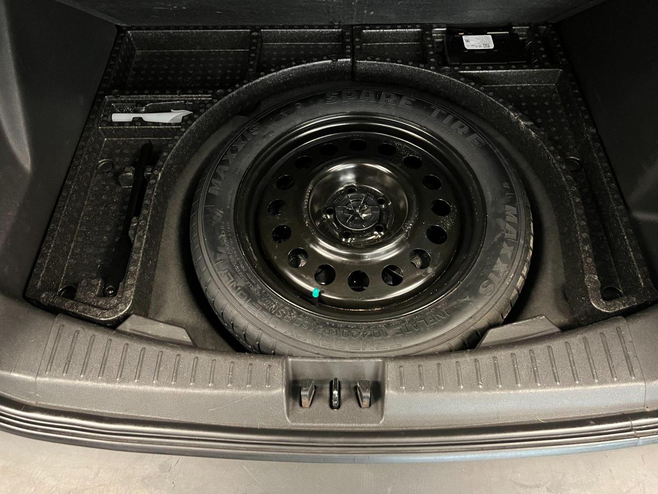 2018 Ford Escape SE+New Tires & Rims+Camera+GPS+CLEAN CARFAX - Photo #61