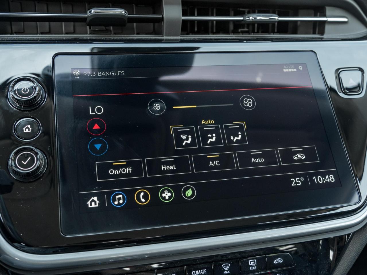 2023 Chevrolet Bolt EUV LT True North Photo